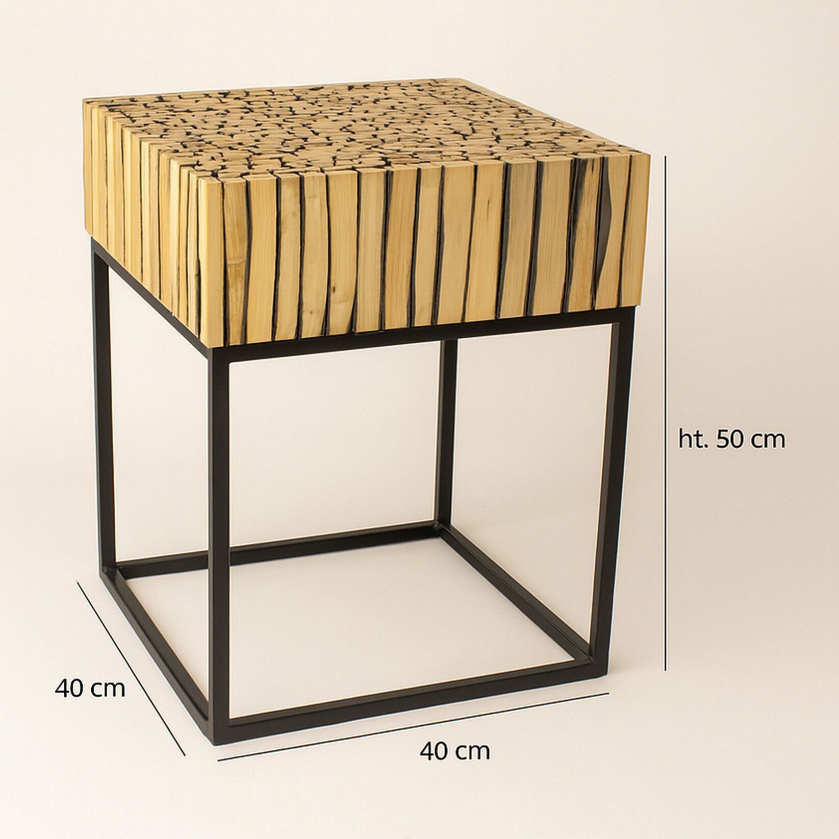 Meuble d'appoint en métal et branche de teck  TAHAA
