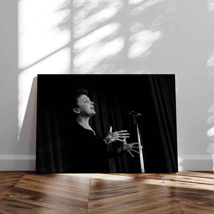 Tableau noir et blanc célébrités Edith Piaf sur scène en 1959 Tableau alu Dibond
