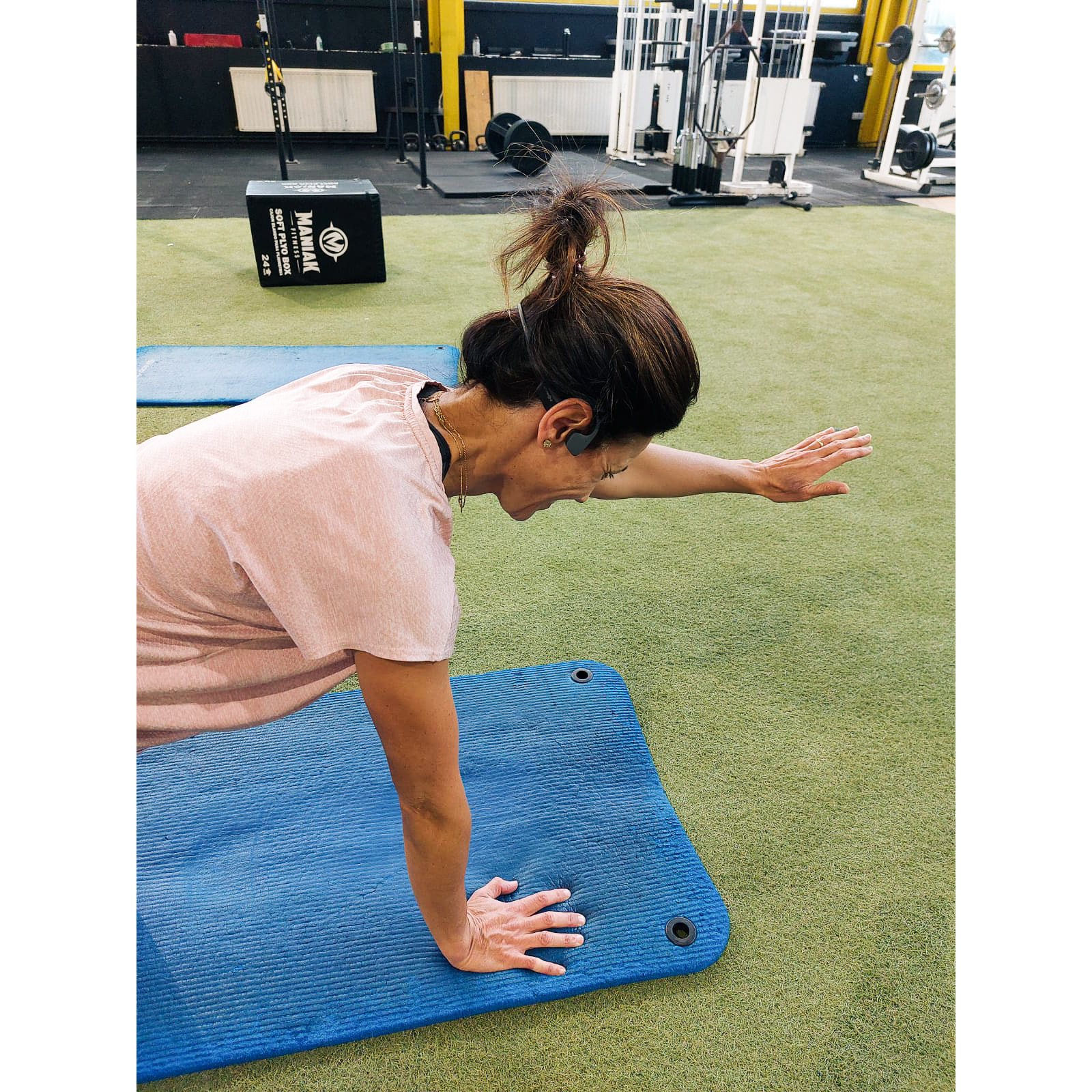 MAGNUSSEN F3 EARPHONES en color Negro