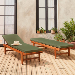 Set de 2 bains de soleil en Acacia – AREQUIPA – Transats avec coussins kaki et roulettes. multi positions