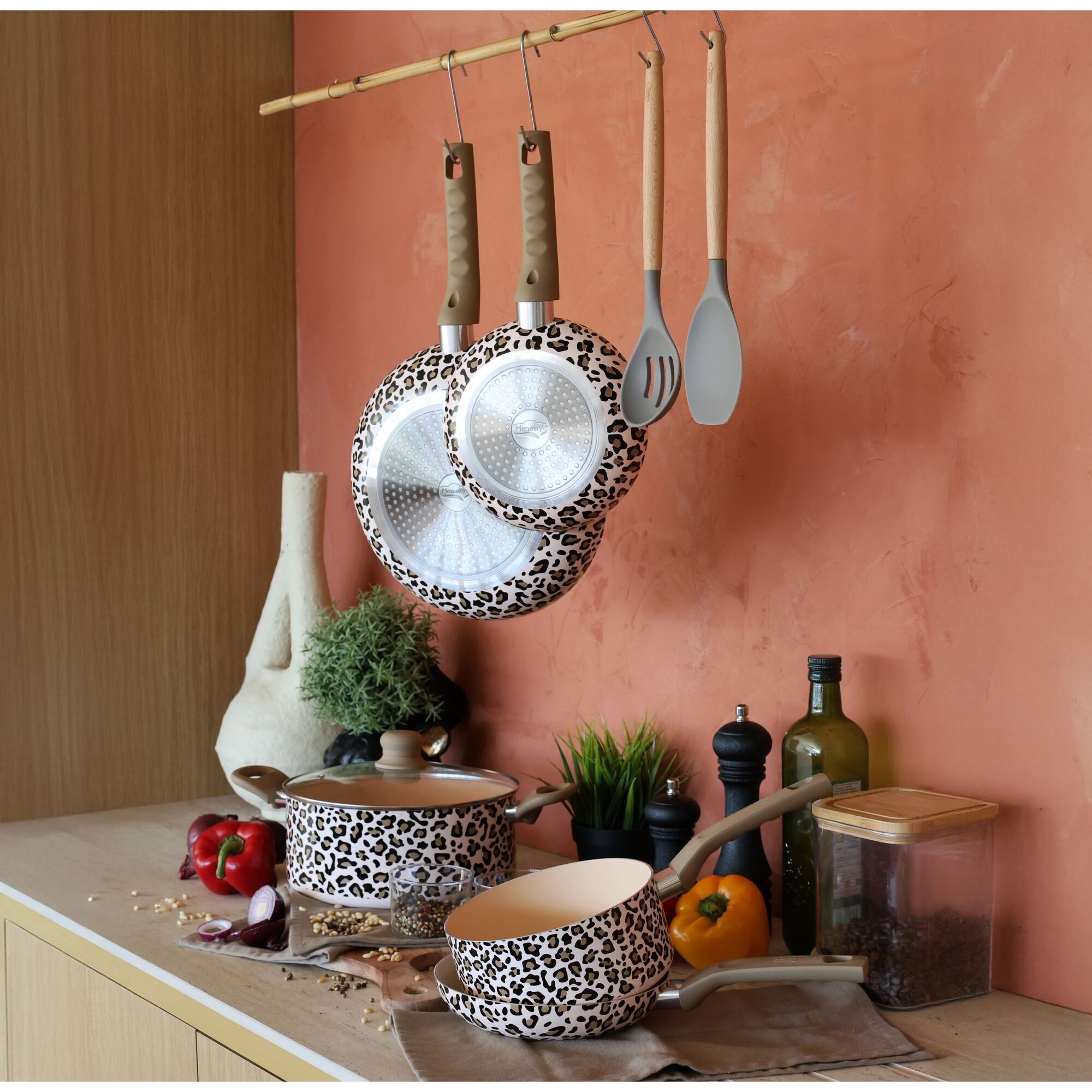 Poêle en aluminium 28cm motif léopard - tous feux LEOPARD