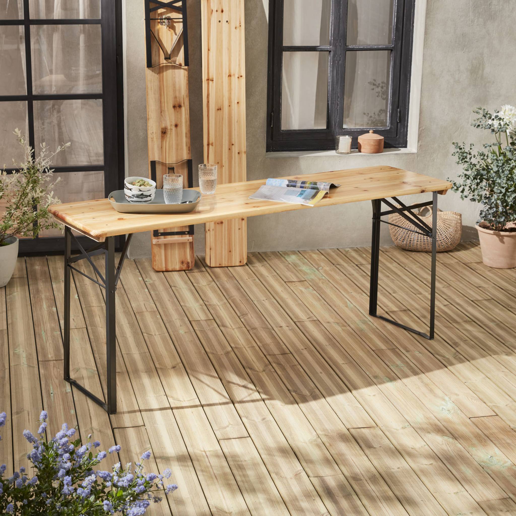 Table de jardin pliante bois de sapin + 2 bancs BAYONNE – Esprit brasserie. pliable. 6 personnes