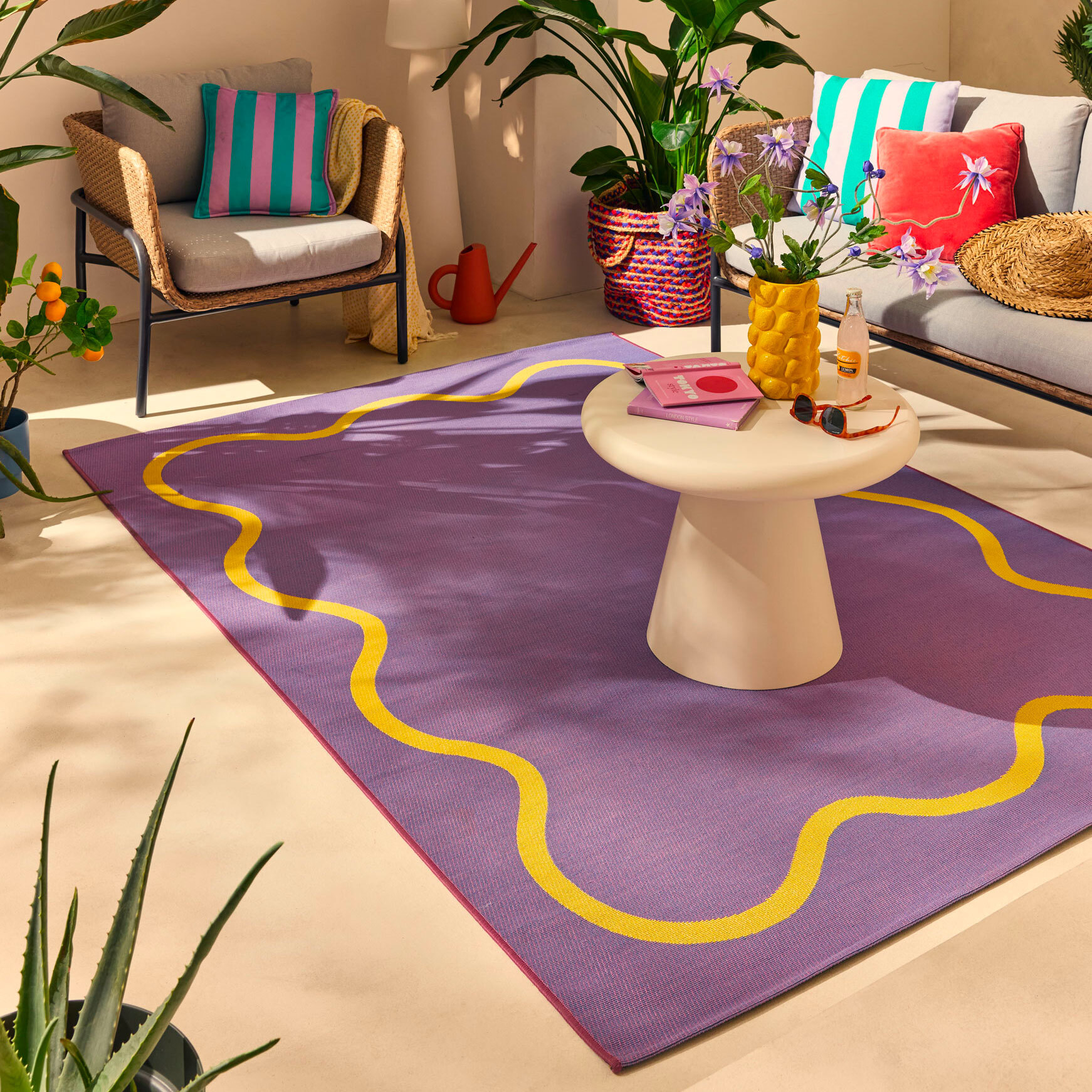 POSITANO - Tapis intérieur/extérieur à motif wavy violet