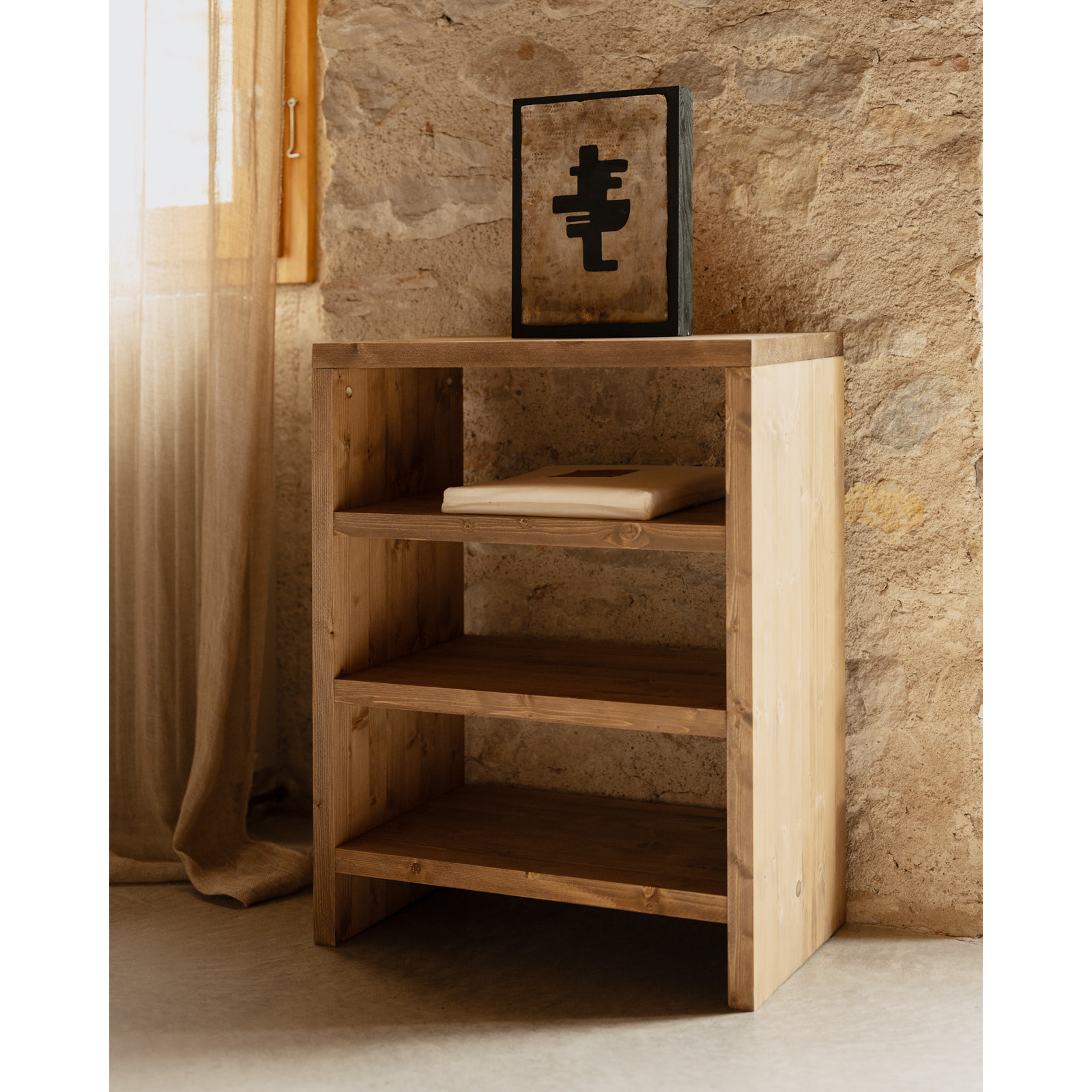 Étagère à chaussures en bois massif ton chêne moyen 80x60cm Hauteur: 80 Longueur: 60 Largeur: 35