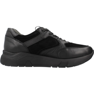 Sneakers de  Hombre de la marca STONEFLY  modelo ACTION 31 CALF LTH/VELOUR Black