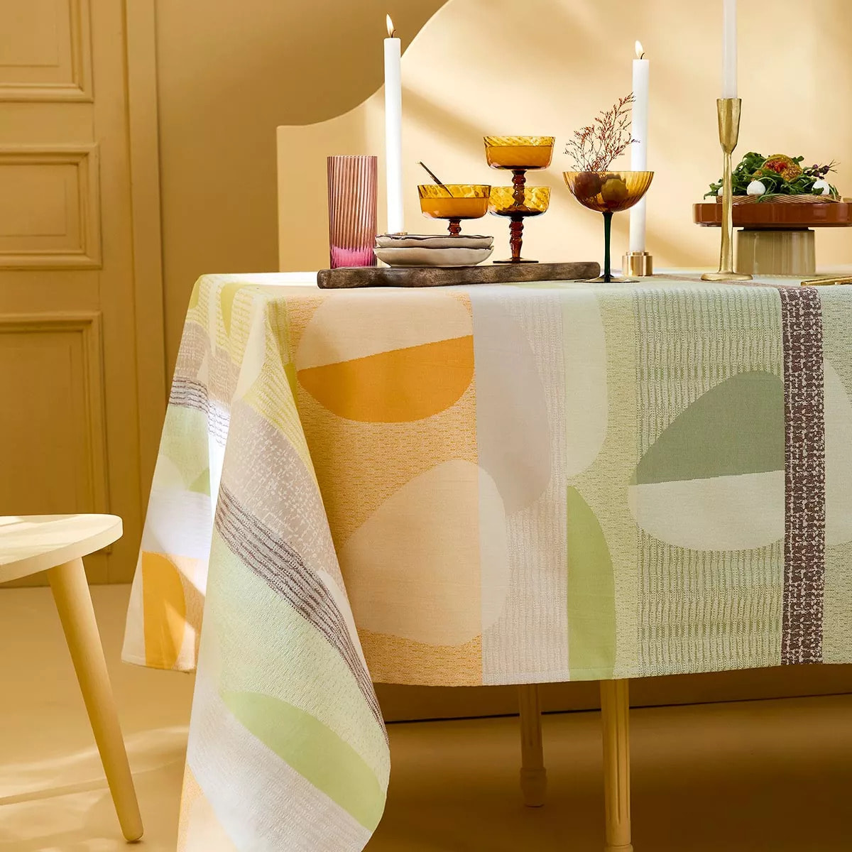Nappe pur coton enduit 205 g/m² motif jacquard vert orange Mille galets terre cuite
