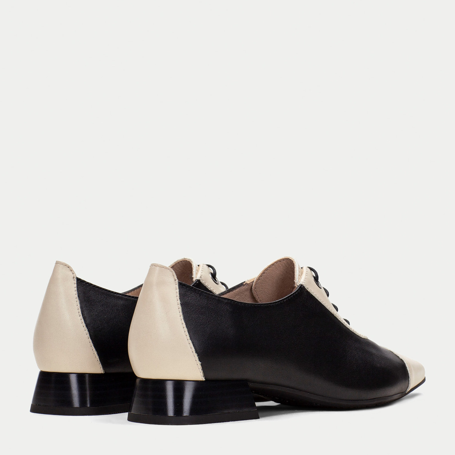 Derby Dali Negro milk 2,5 cm