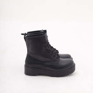 ANFIBIO 8 BUCHI PLATFORM NERO