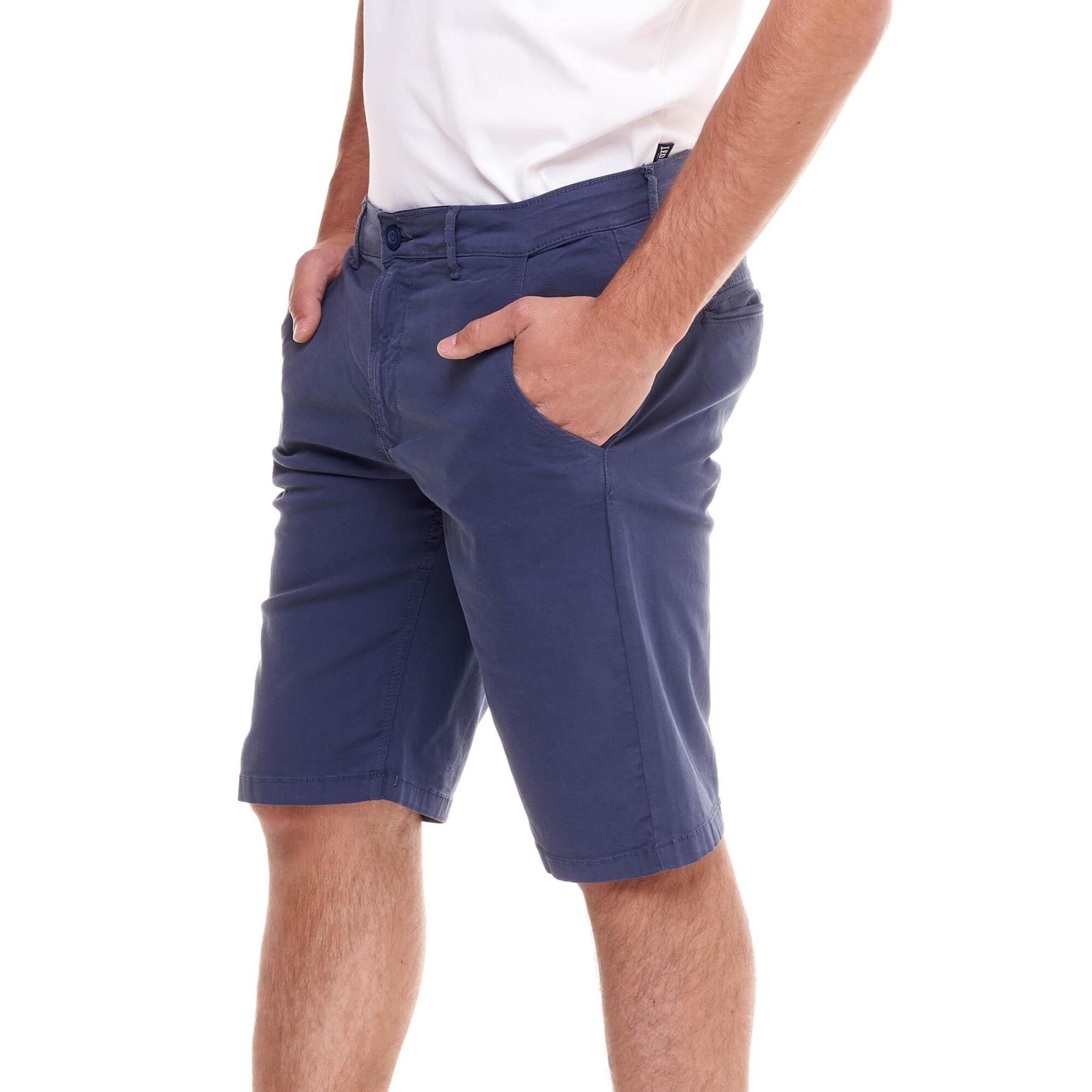 Shorts chinos minimalistas para hombre