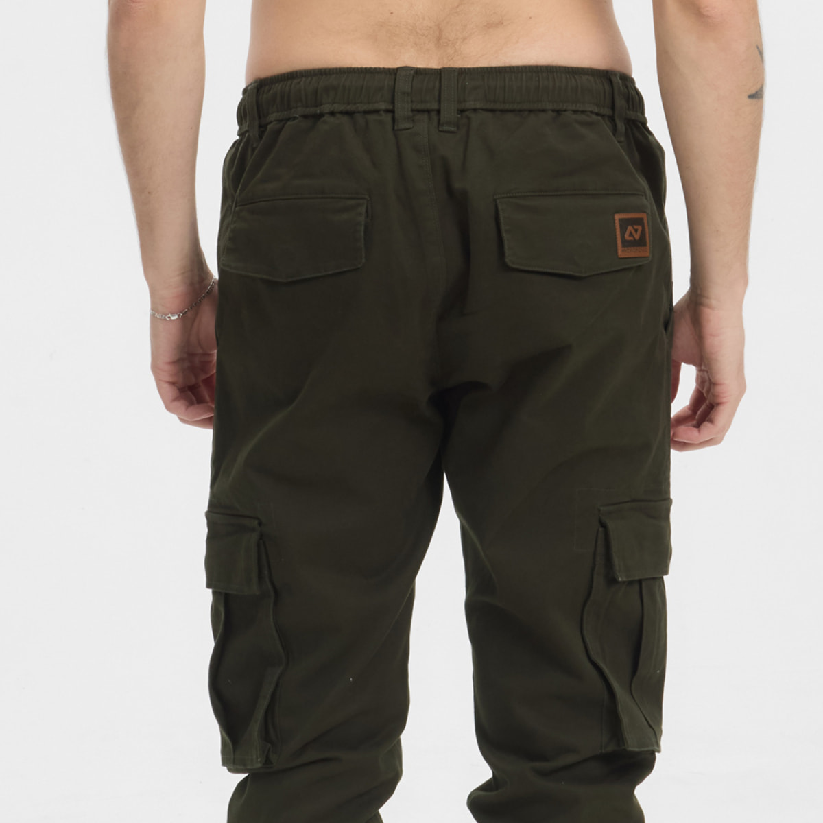 Pantalón jogger cargo elástico Hydroponic