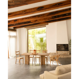 Table à manger en bois massif ton chêne foncé en différentes tailles