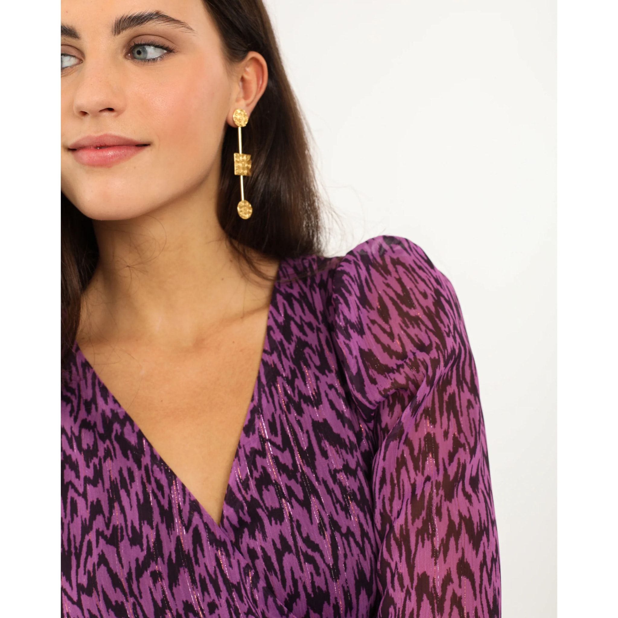 Vestido corto con falda drapeada