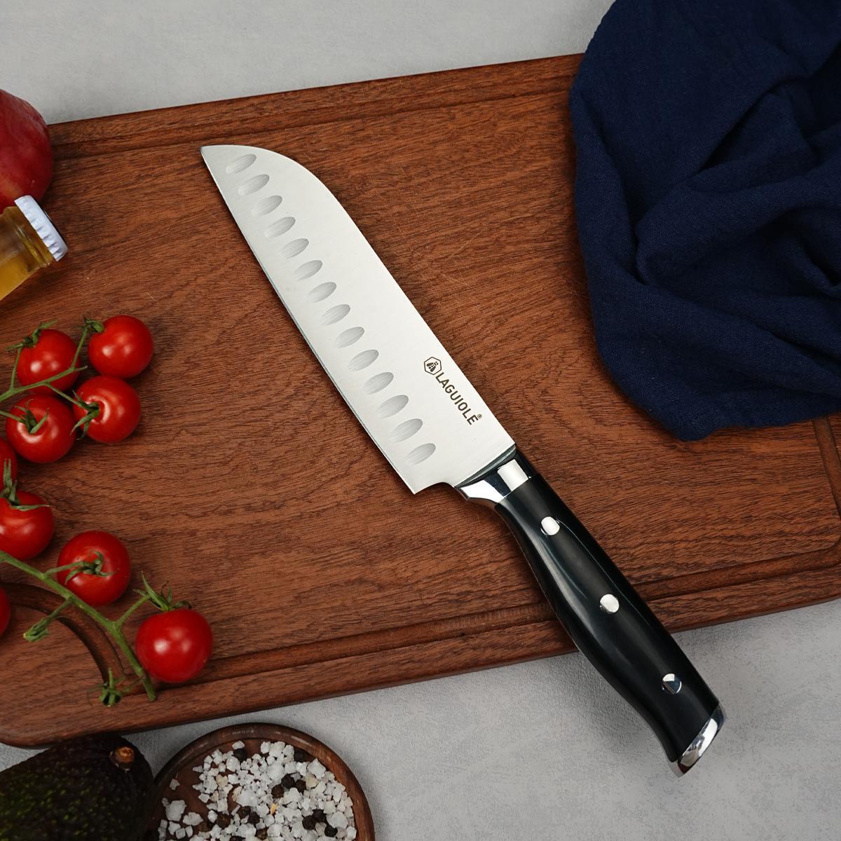 Couteau santoku noir   - "Essentials"