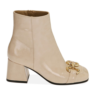 Botines naplack color crema, tacón 6,5 cm