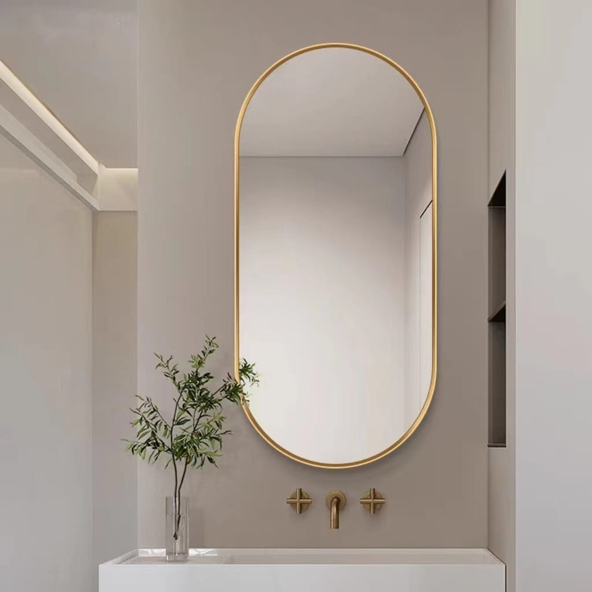 Specchio ovale con cornice dorata 100x50 cm