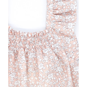 Blusa estampada de flor albaricoque. Fruncida en la parte superior, con volantes en las sisas.