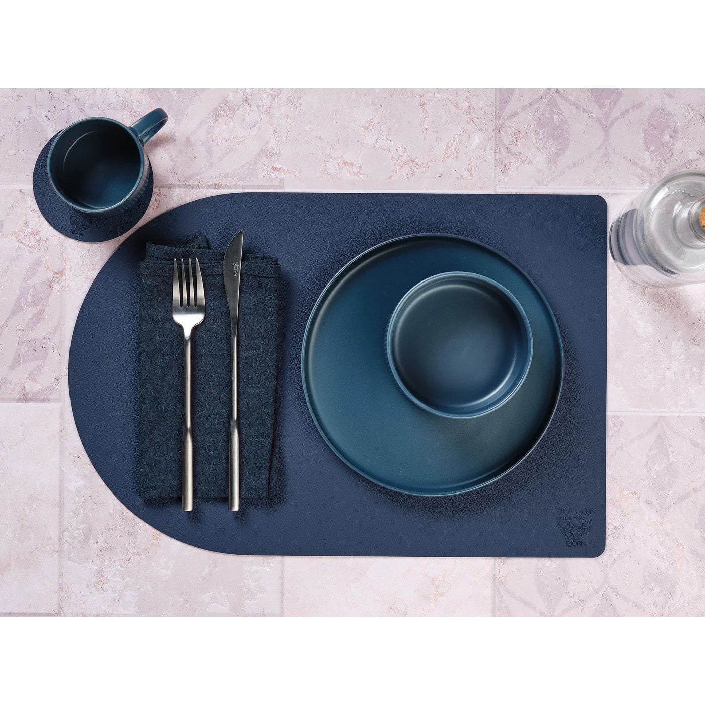 Set de table rectangovale réversible - 6 pièces - Cuir recyclé bleu nuit et gris anthracite