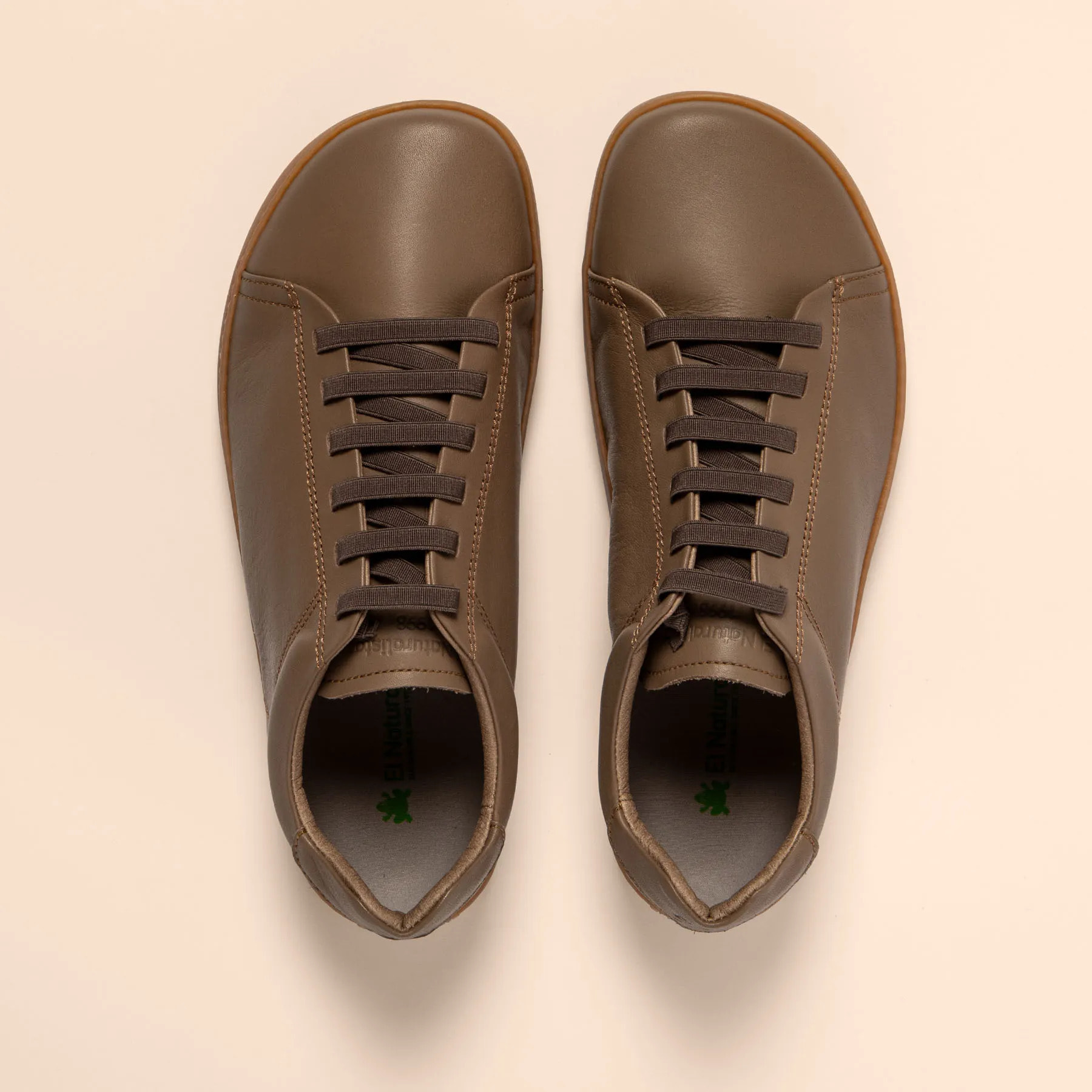 Zapatos N5910 SOFT NAPPA PLUME/ ORIGEN color Plume
