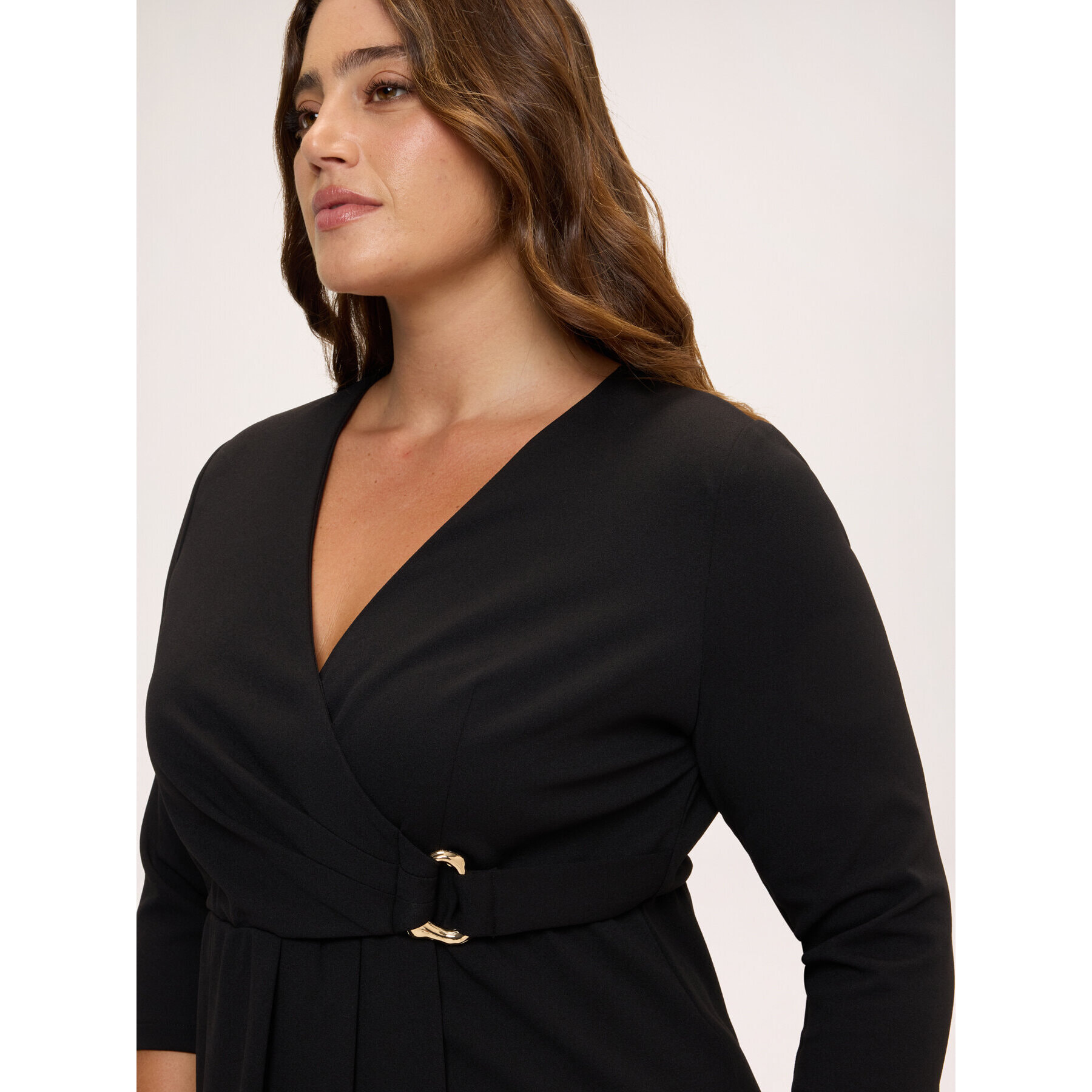 Fiorella Rubino - Vestito wrap dress con fibbia - Nero