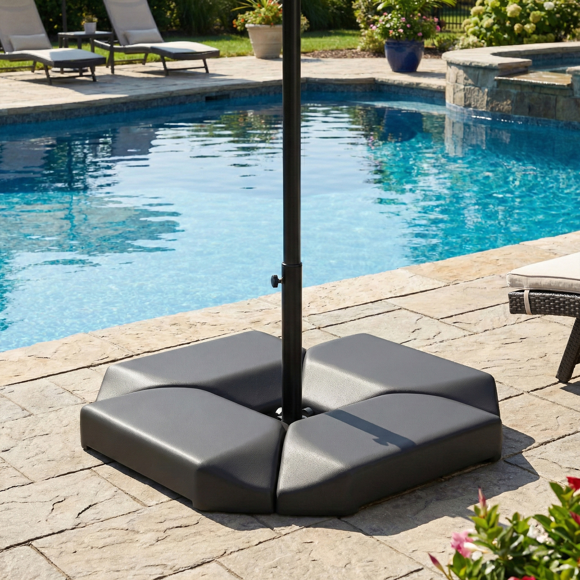 Base para Sombrilla de 4 Piezas, para Cantilever y de Doble Cara, Soporte para Parasol de HDPE Rellenable con Agua 77 kg o Arena 100 kg, para Jardín, Patio, Terraza, Negro