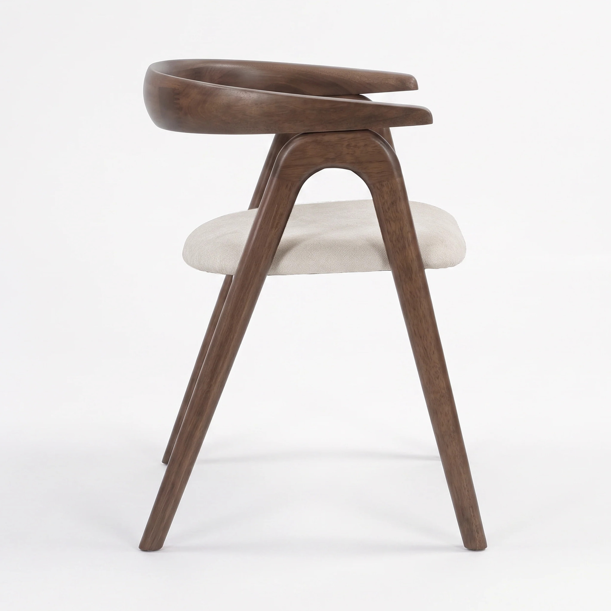 Chaise en bois d'hévéa marron et tissu beige - Hawa