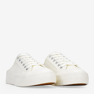Zapatillas destalonadas beige con cordones