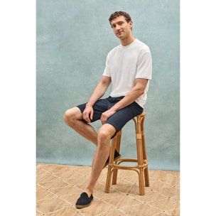 Maglietta bianca in lino e cotone a girocollo e con monogramma ricamato