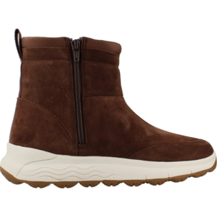 Botines Mujer de la marca GEOX  modelo D6626C 02211 D SPHERICA MARRON