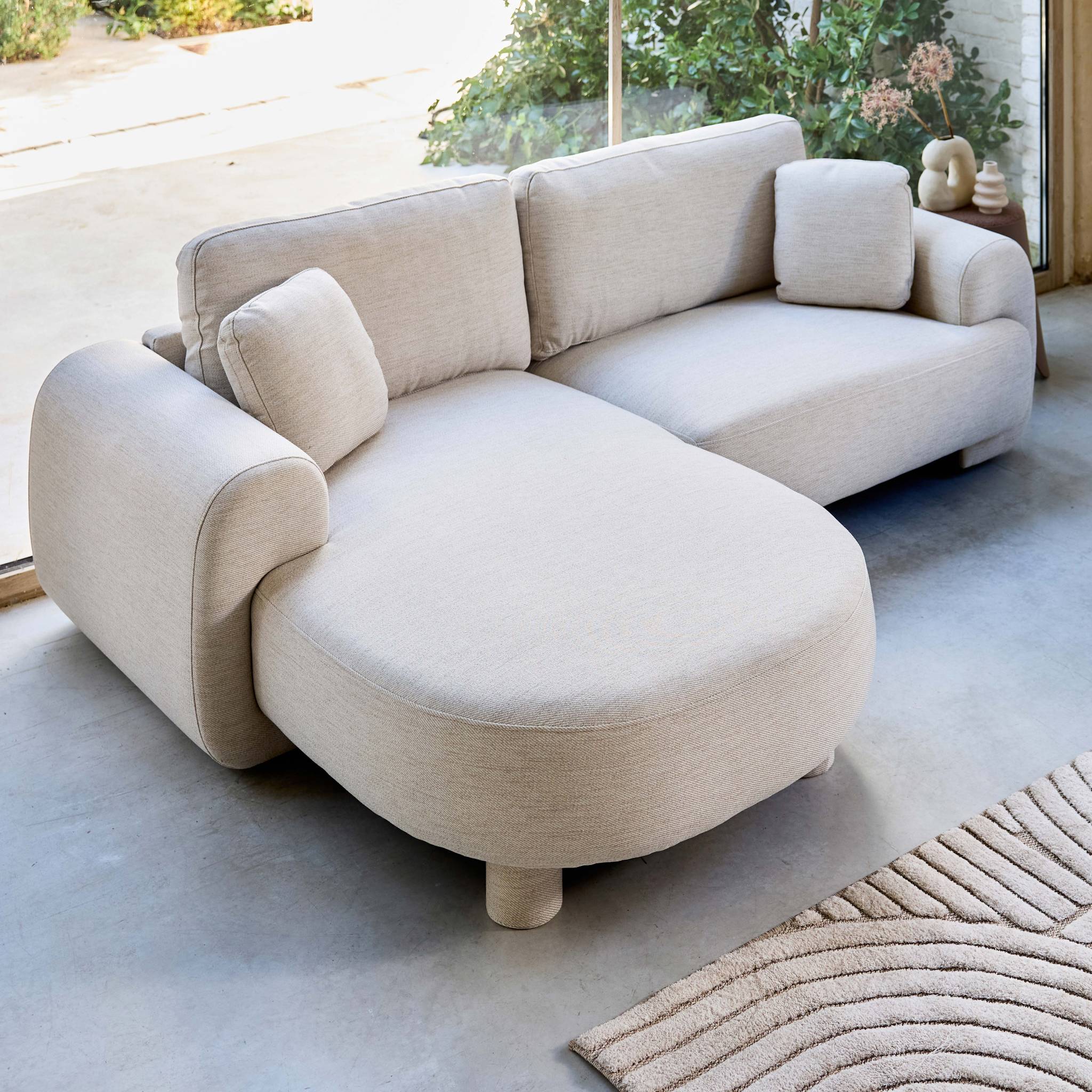 Canapé d'angle gauche 3 places tissu, pieds ronds ZENIO