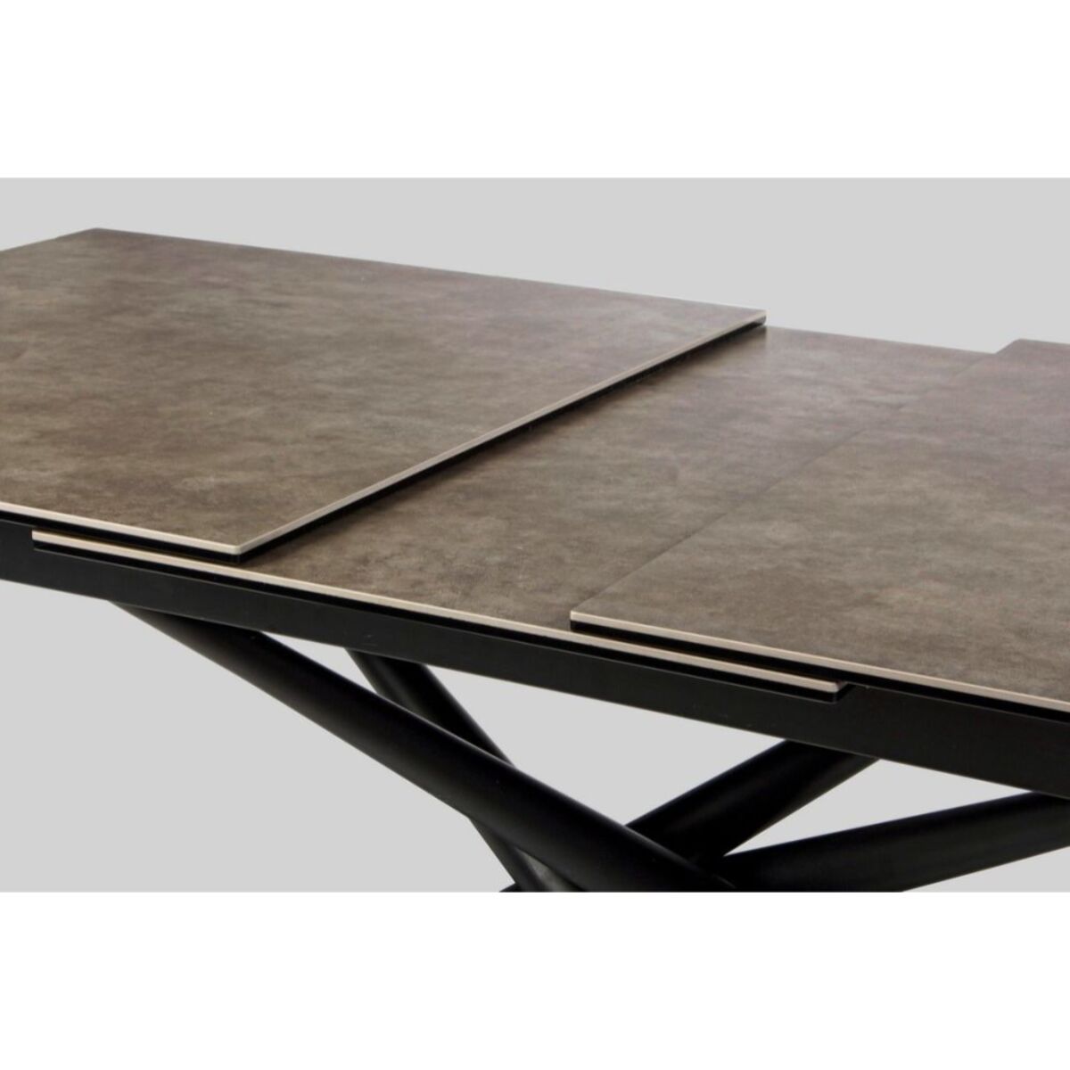 Tavolo SEYFERT in ceramica marrone e gambe in acciaio nero, allungabile 160 x 90 cm – 220 x 90 cm