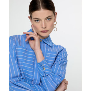 Camicia diritta in popeline a righe con tasche frontali
