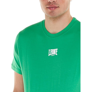 Completo set da uomo composto da t-shirt e pantaloncini Leone Basic
