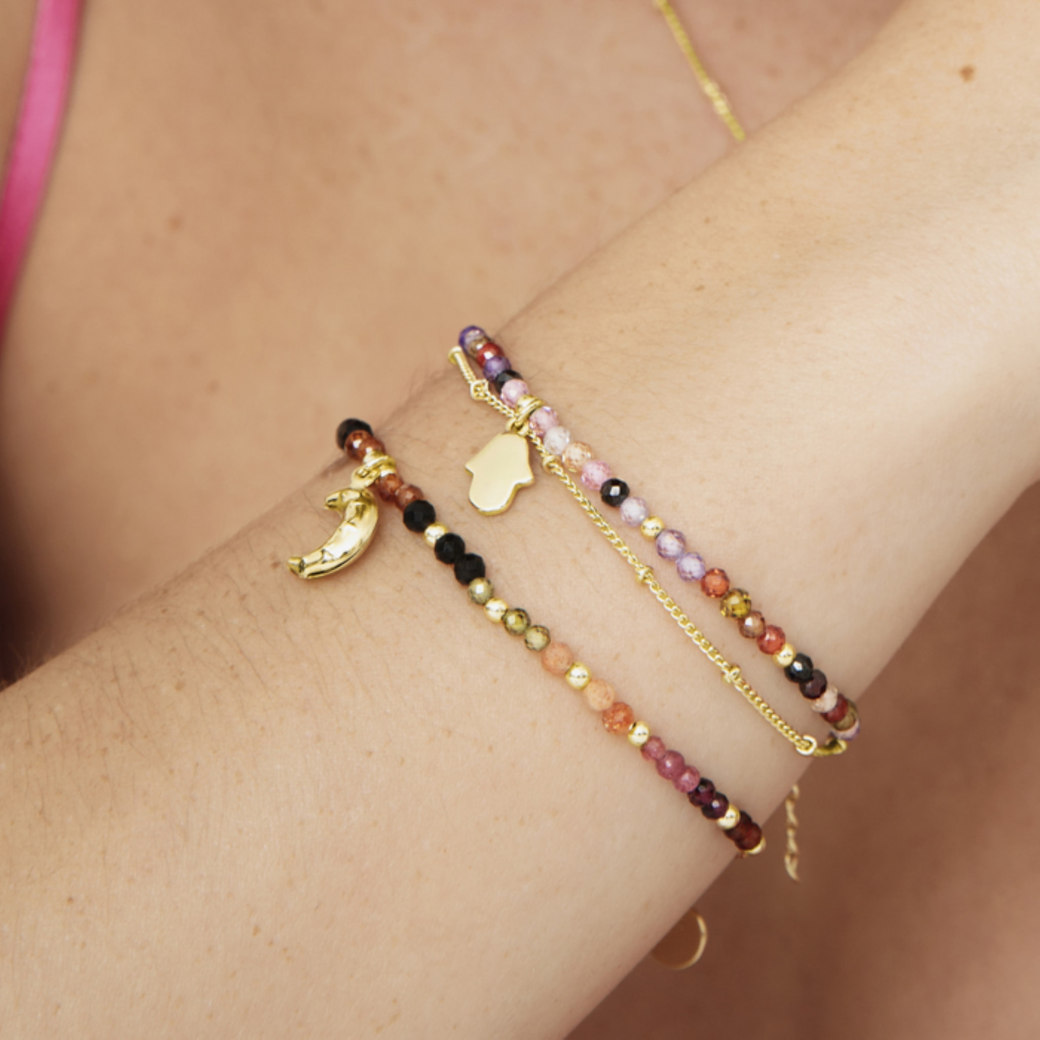 Pulsera de Cristal Multicolor acabada en oro amarillo de 18K