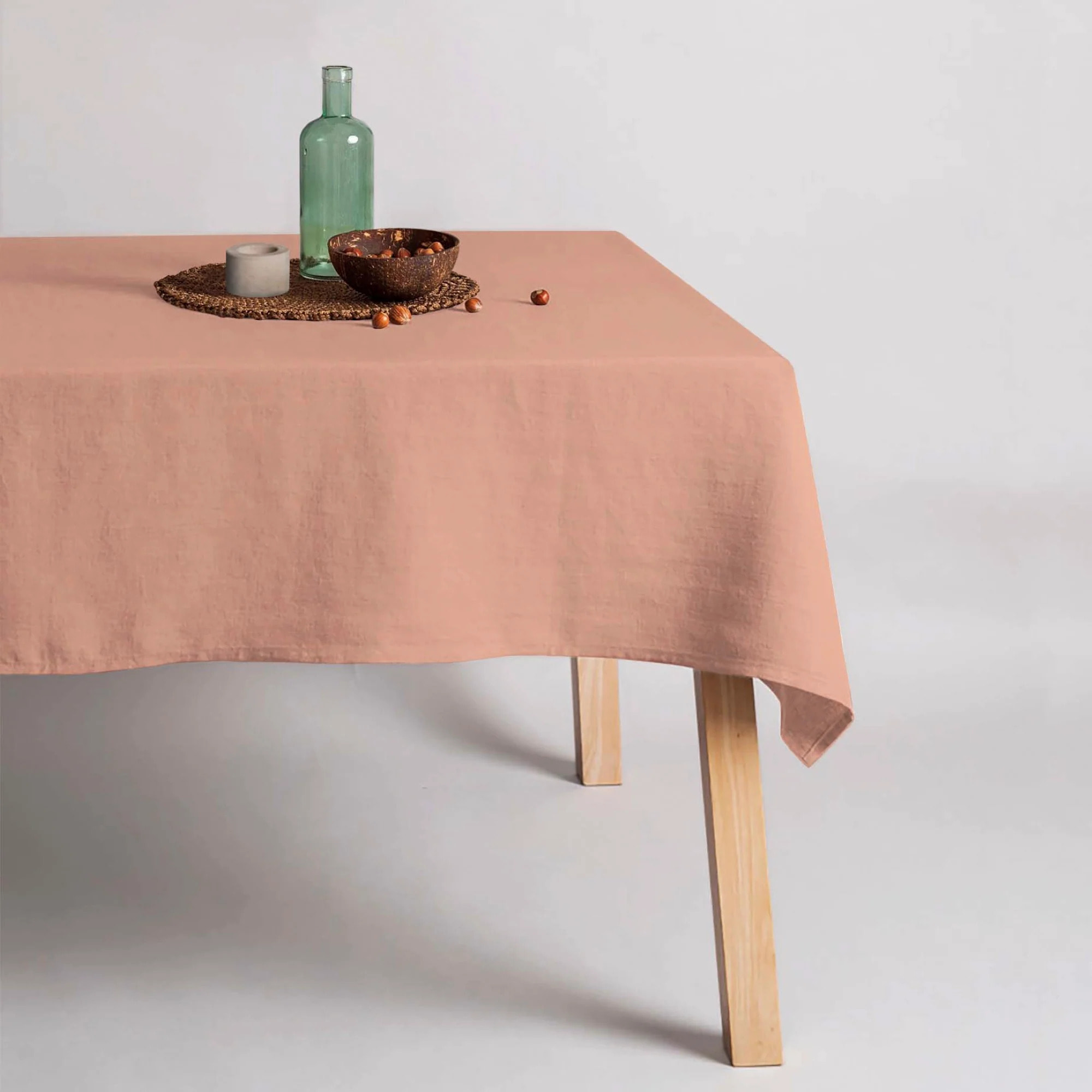 Nappe hydrofuge anti-taches en lin 100% rose poussiéreux