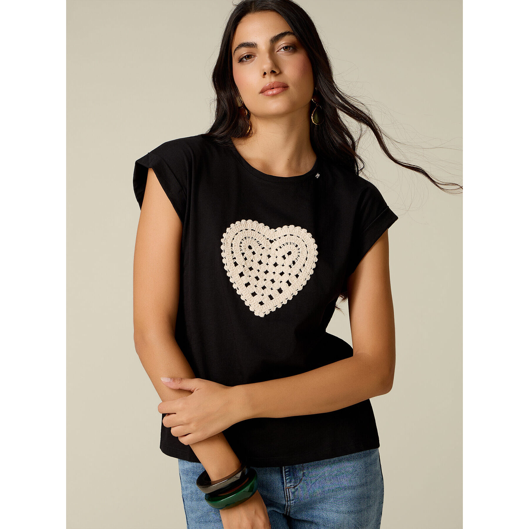 Oltre - T-shirt in cotone con ricamo in crochet - Nero