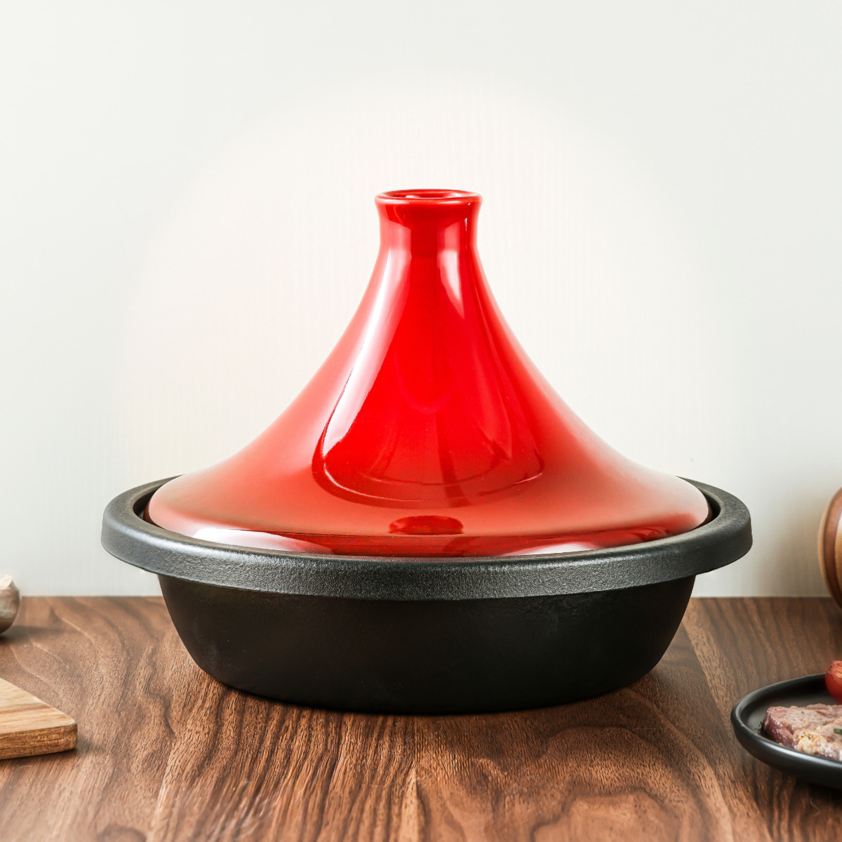 Tajine en fonte rouge