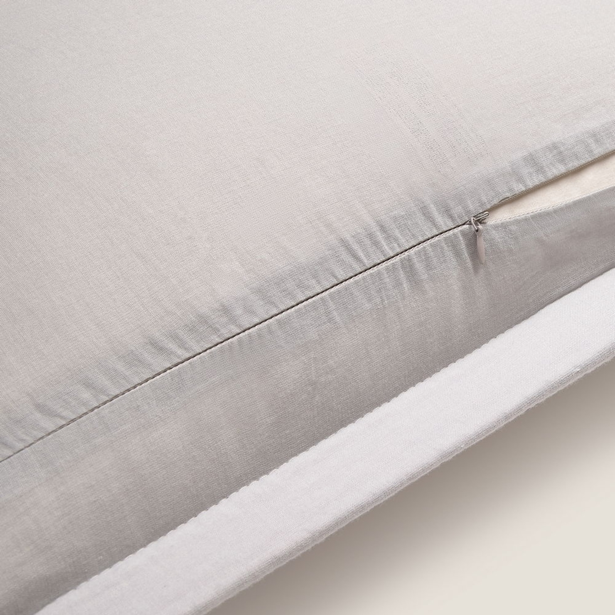 Funda de cuadrante acolchada rayas Rima color marfil crudo 100% Algodón