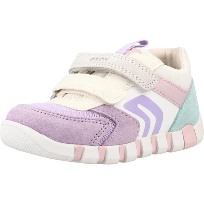 Zapatillas Niña de la marca GEOX  modelo B IUPIDOO VIOLETA