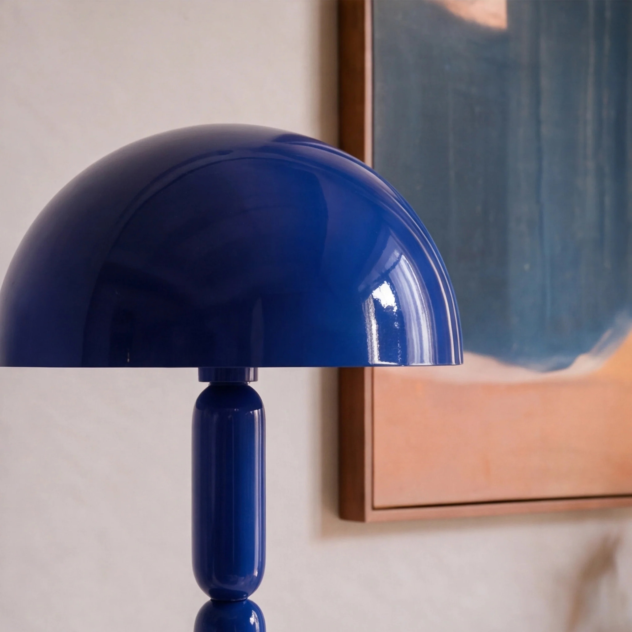 Lampadaire en bois et métal bleu foncé - Romy