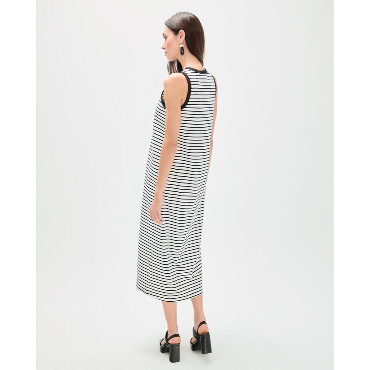 Abito a righe con costine a contrasto