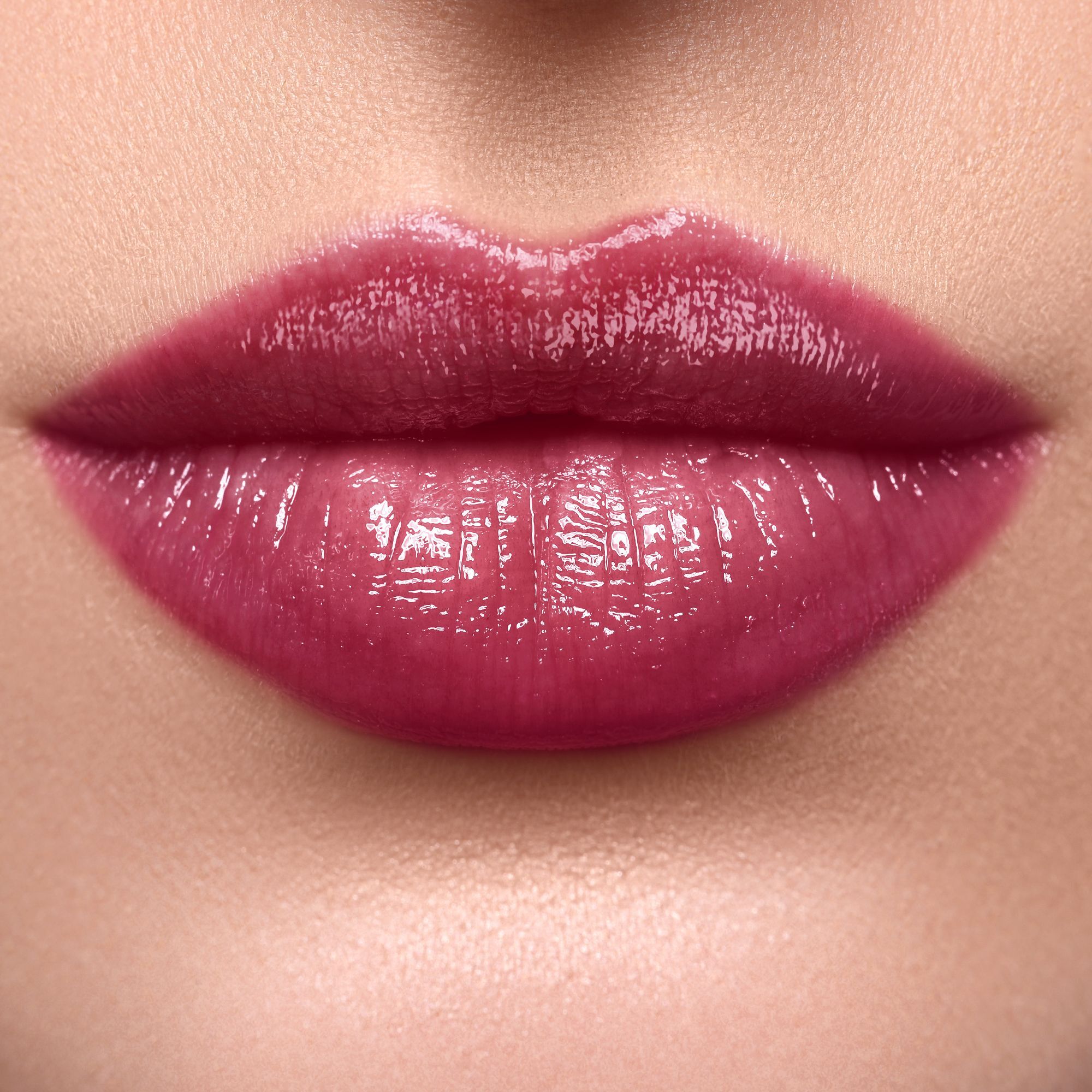 LIP GLAZE - GLASSY STICK Rossetto cremoso dal finish glossy.