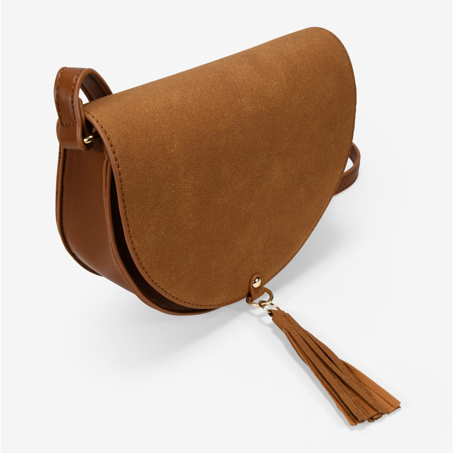 Bolso bandolera cuero con solapa y flecos