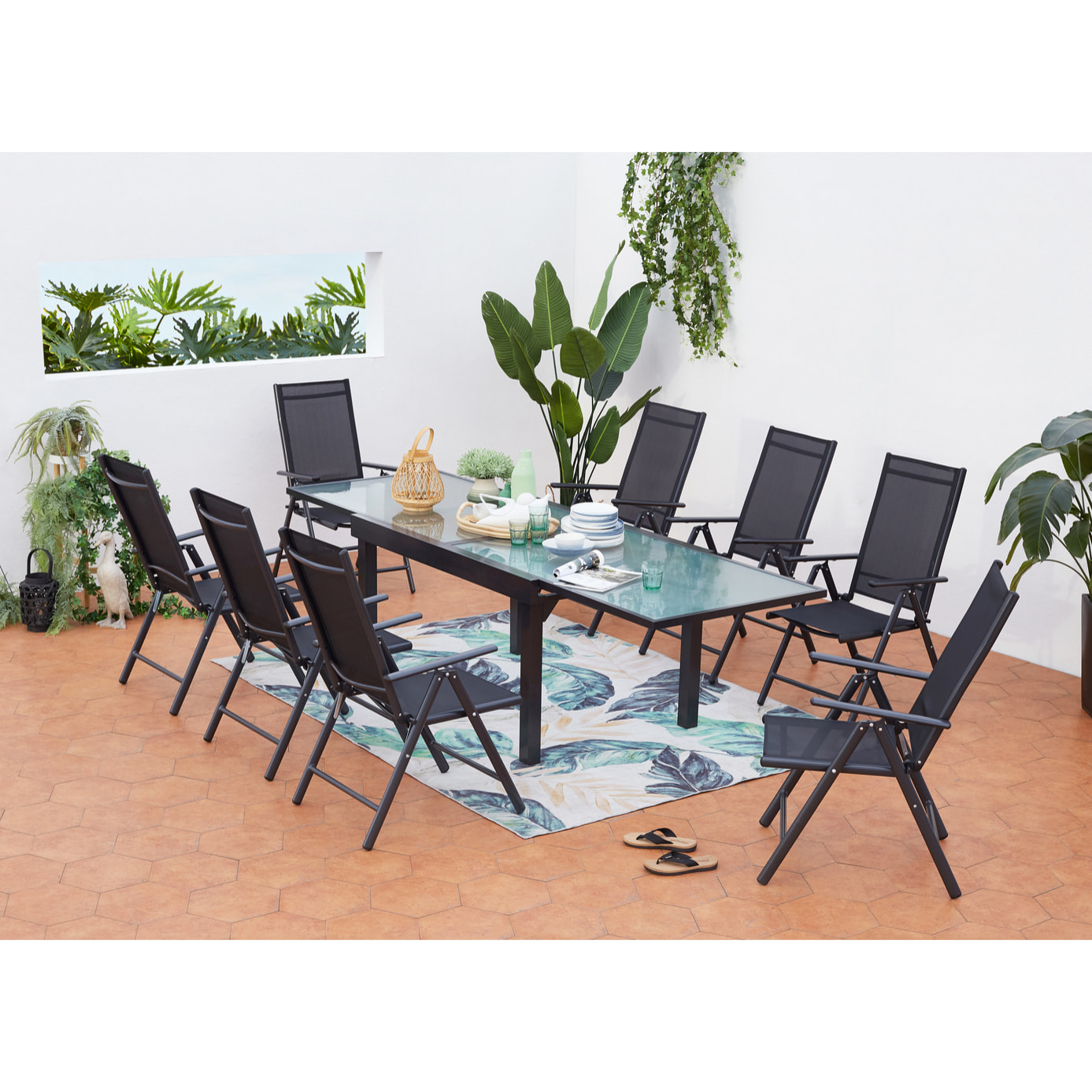 Table de jardin extensible et 8 fauteuils en alu et toile PVC CALAMATA