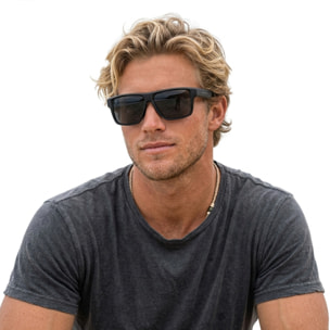 Gafas PALOALTO modelo SNOW en color Montura negra mate con lentes polarizadas ahumadas.