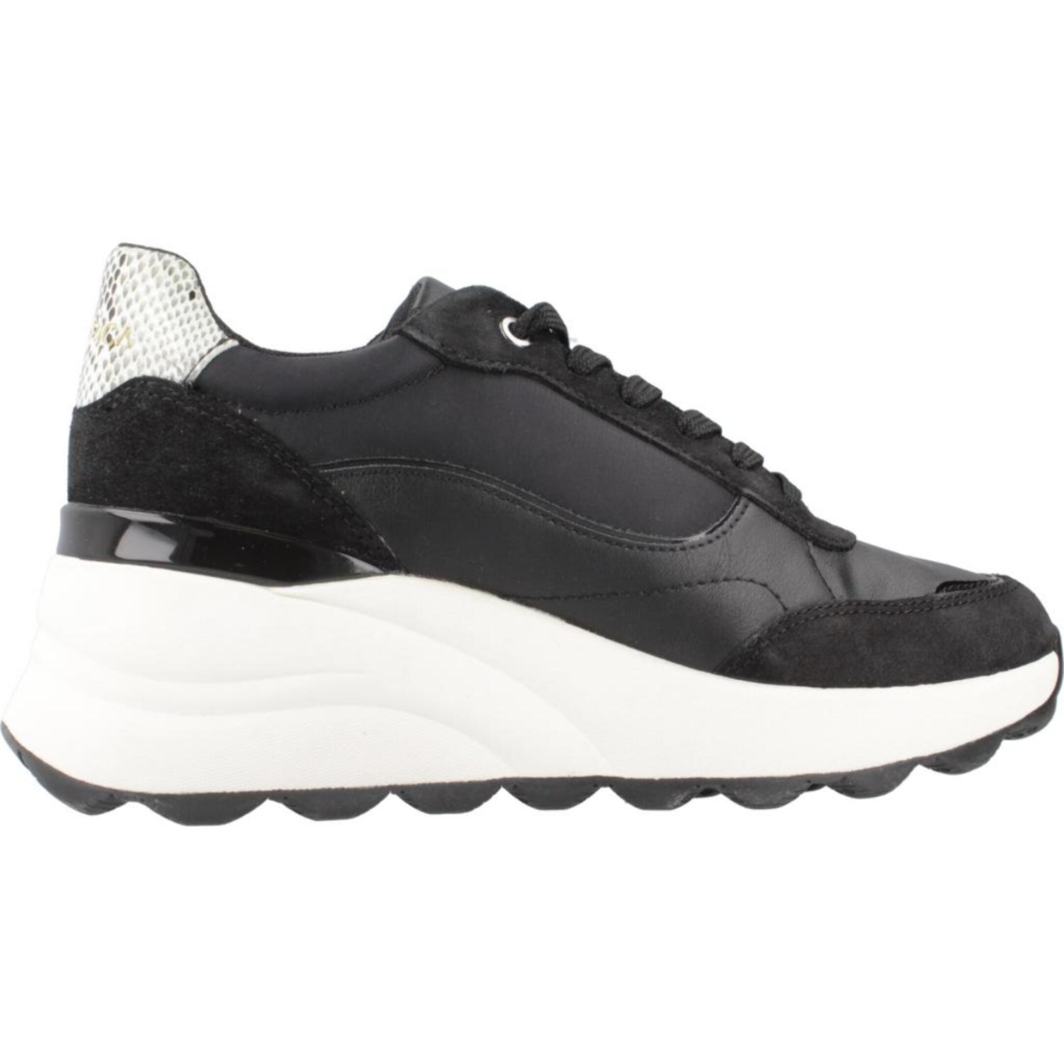 Sneakers de  Mujer de la marca GEOX  modelo D SPHERICA EC13 NEGRO