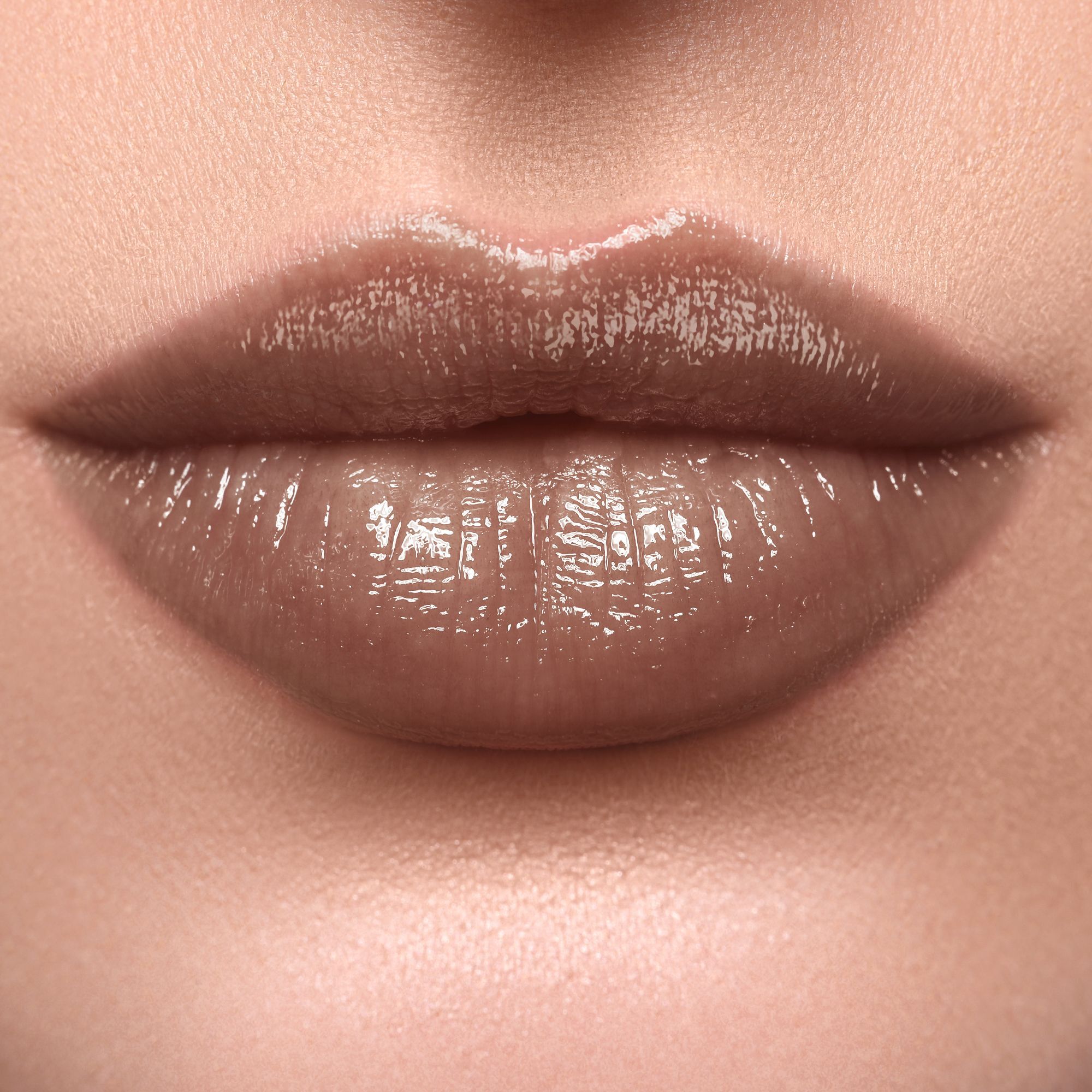 LIP GLAZE - GLASSY STICK Rossetto cremoso dal finish glossy.