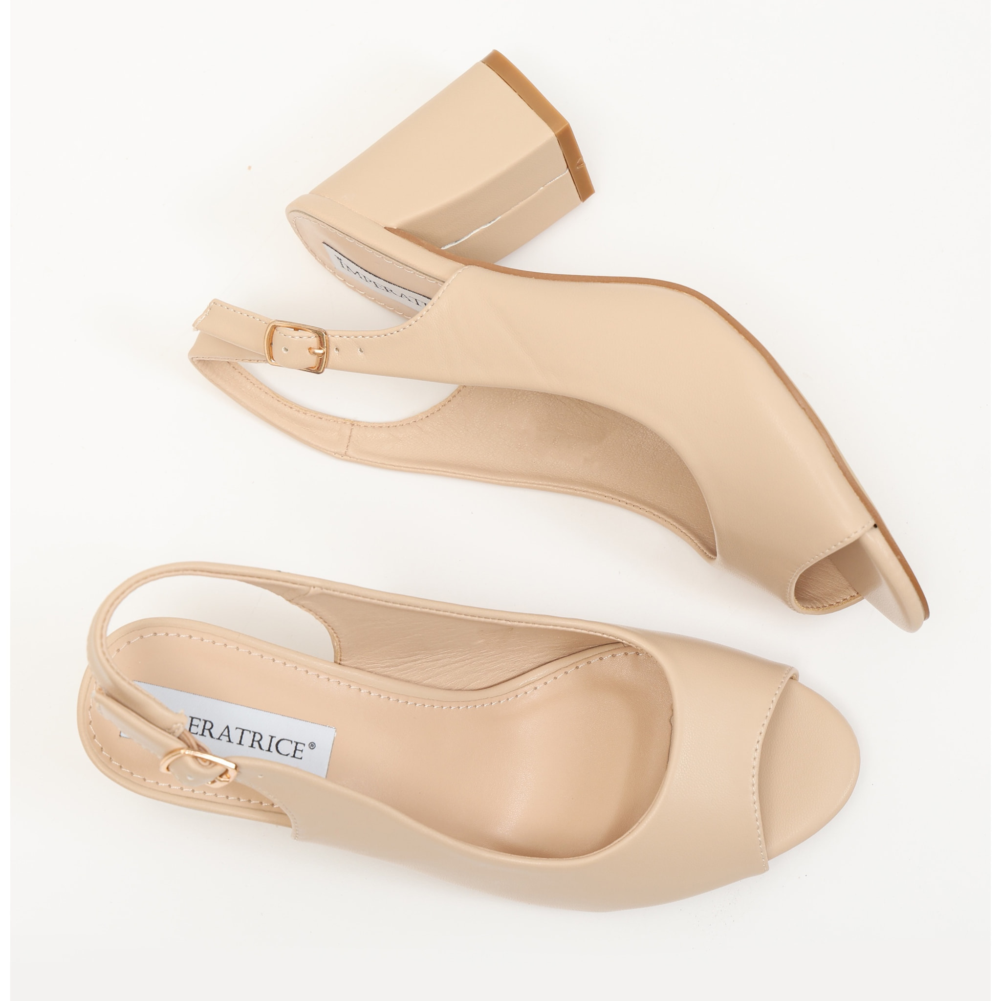 Sandali in simil pelle con tacco comodo quadrato