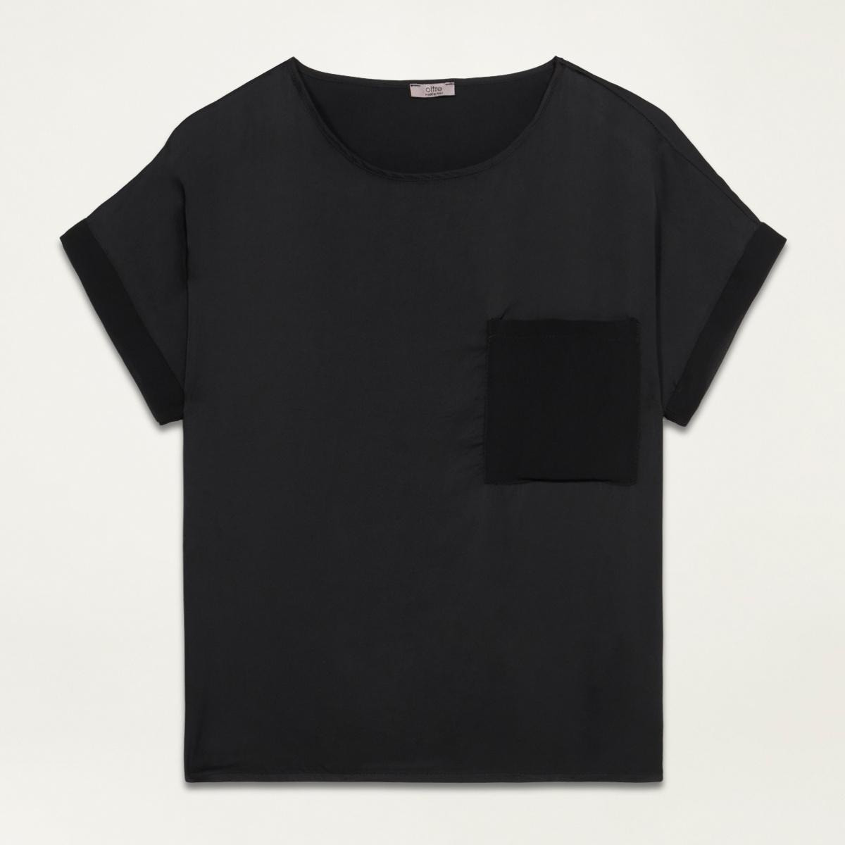 Oltre - Blusa de raso con pequeño bolsillo - Negro