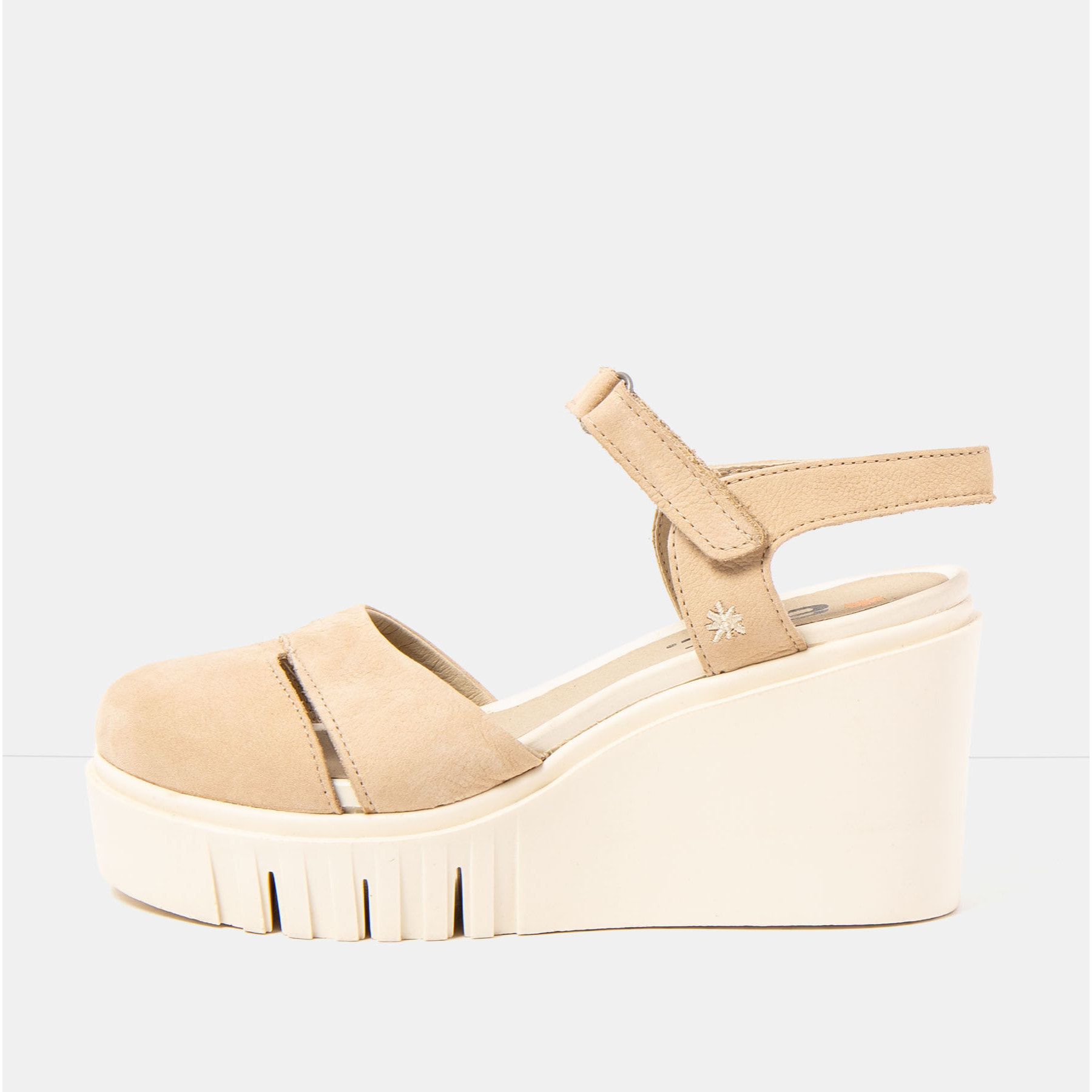 Sandalia de cuña 2083 NOBUCK CREAM/ CATANIA color Cream