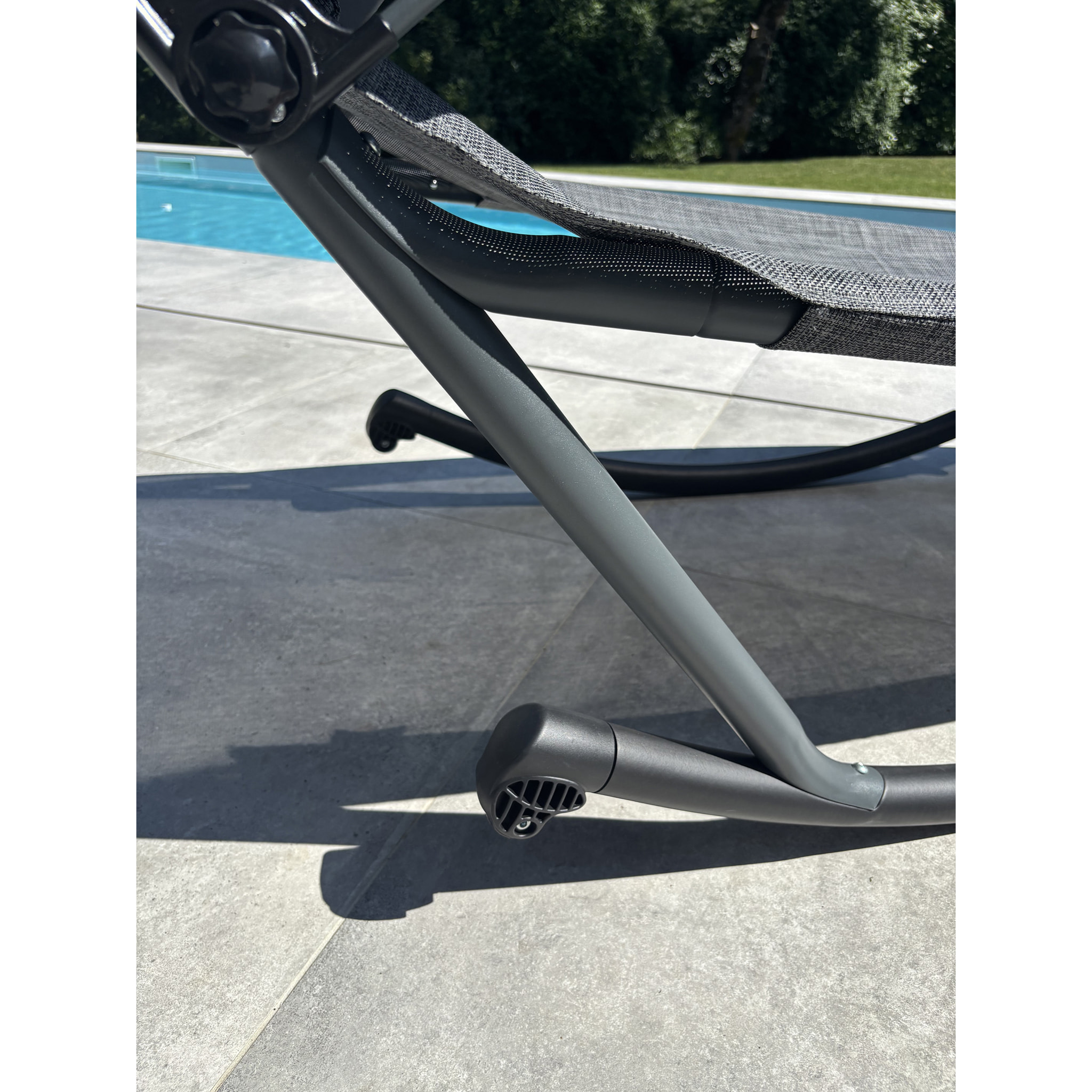 HOSSEGOR - Bain de soleil en acier et toile plastifiée avec brise-soleil